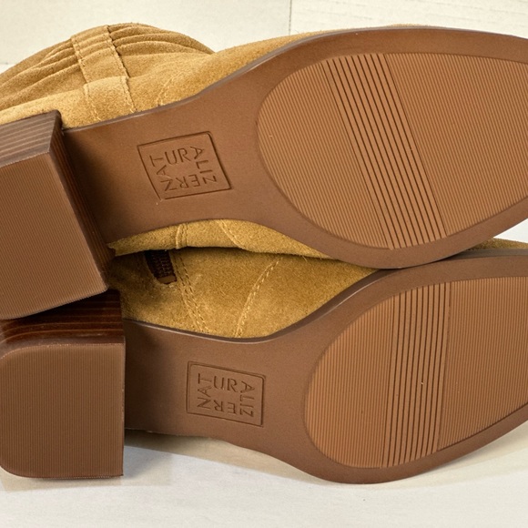 Naturalizer Gina Suede Bootie Size 6 - Picture 10 of 11